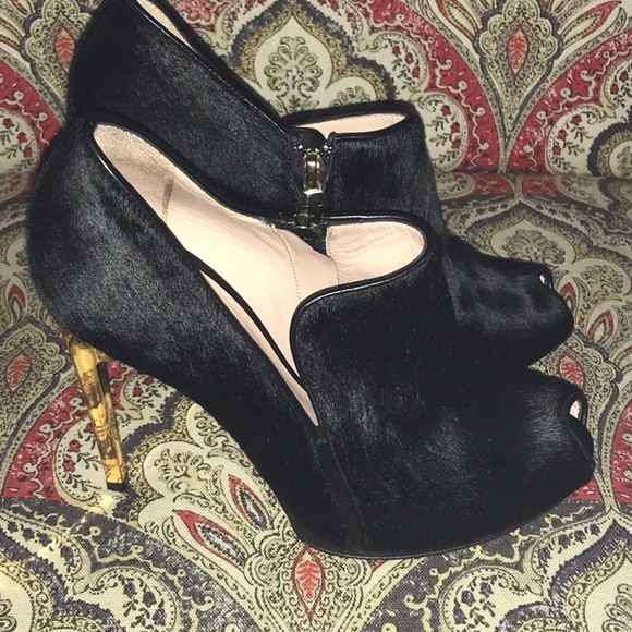 Herve Leger heels - Picture 2 of 6